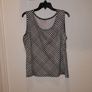 NWT! Houndstooth tank/camisole.
